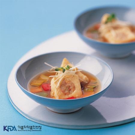 새우살을 채운 두부 스프(미네스트로네)