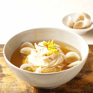 함초 냉이 국수