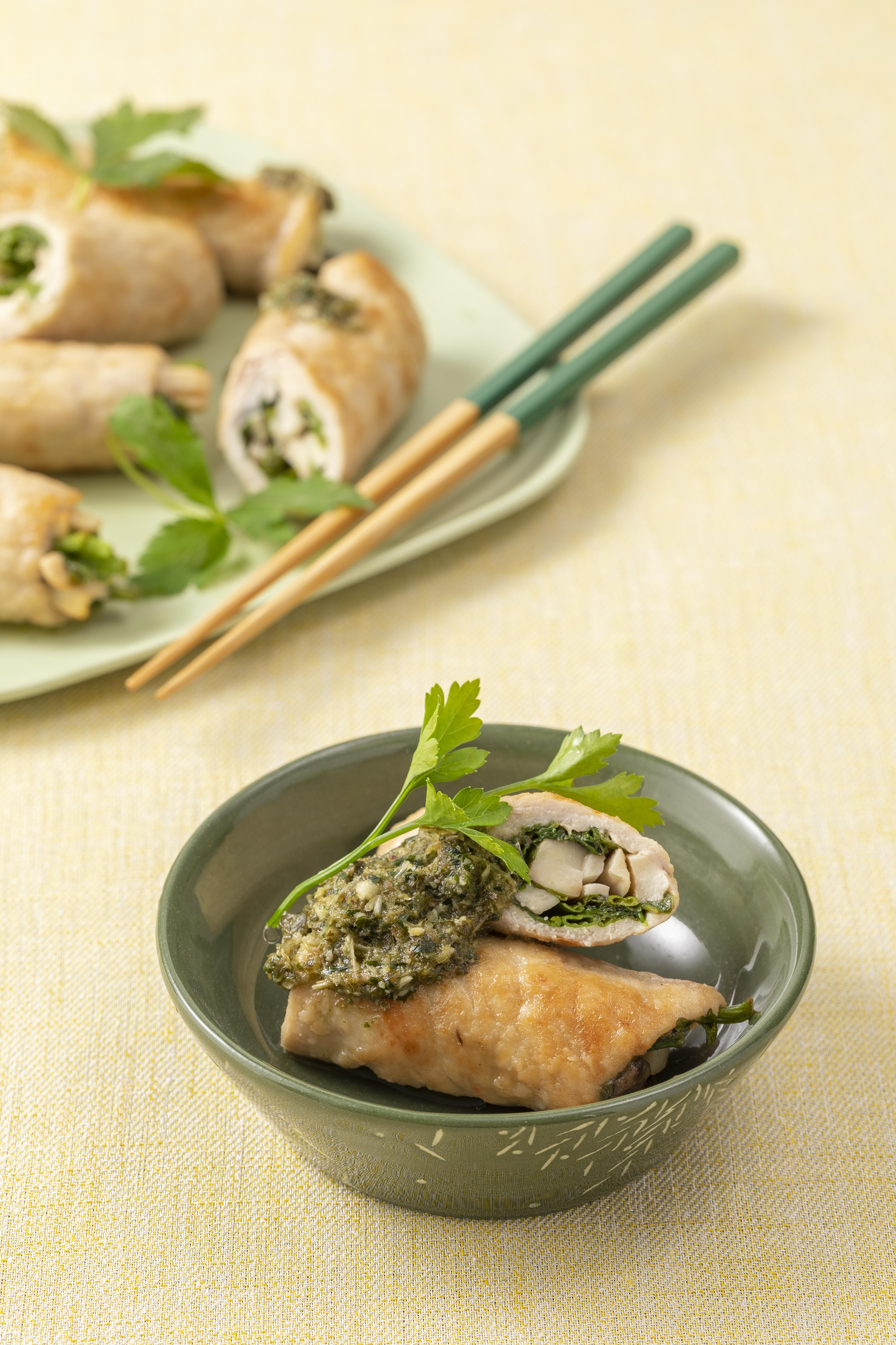 미나리버섯고기말이&산채소스