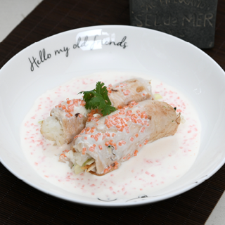 크림소스치킨롤