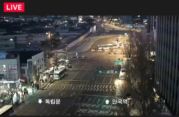 네이버지도 보는데 서울에 계엄령 터진줄ㅋㅋㅋ.jpg